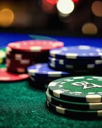 Filipino player enjoying jili7777 live casino baccarat on mobile